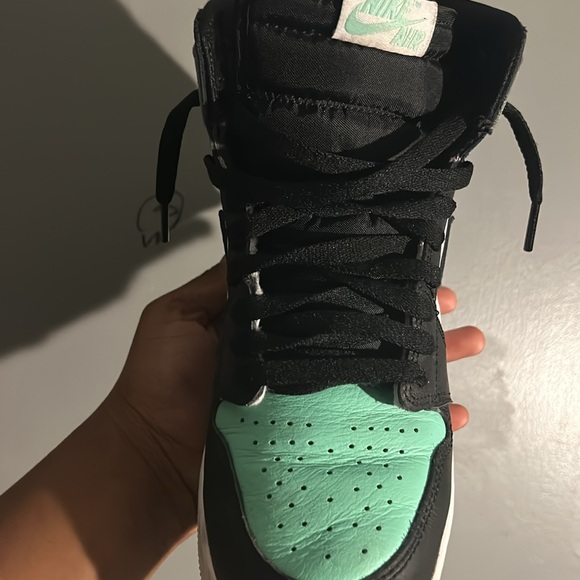 I really like these shoes there very comfortable and lovely to look at - Picture 2 of 5